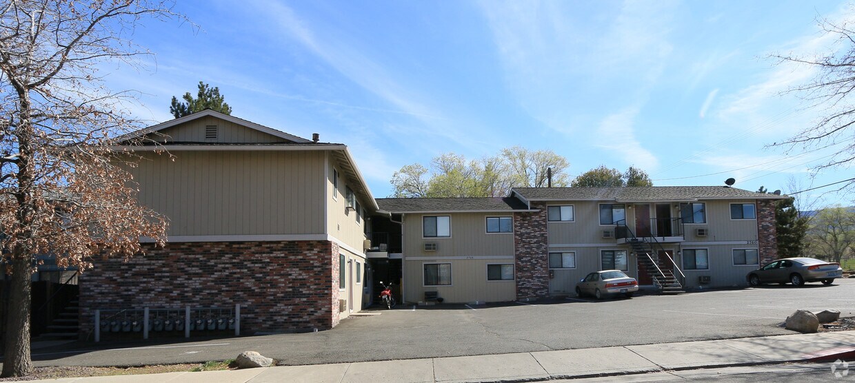 Primary Photo - 2760 Plumas St