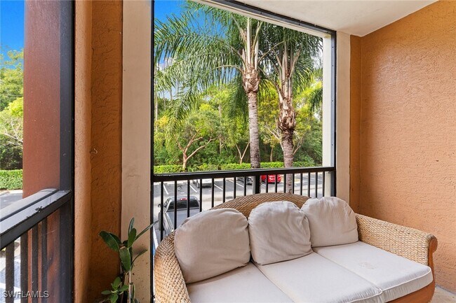 Foto del edificio - 1170 Reserve Way