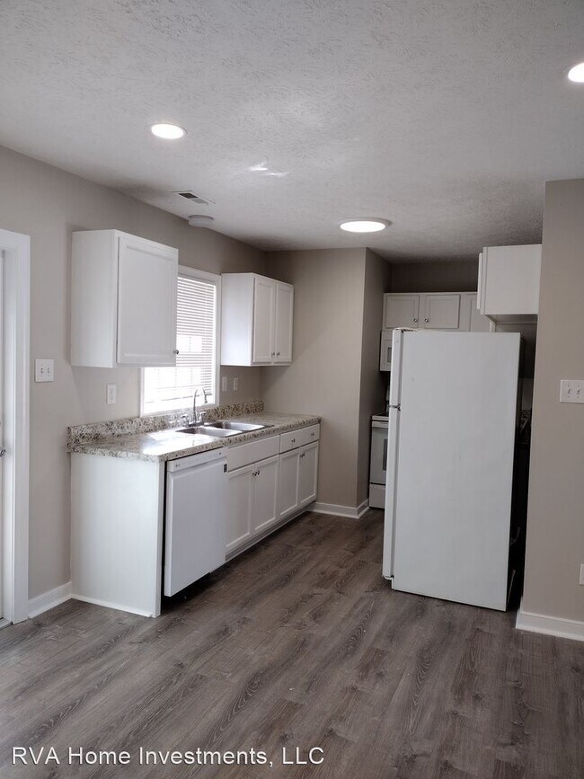 Foto del edificio - 3 br, 2 bath House - 6105 Varina Point Lane