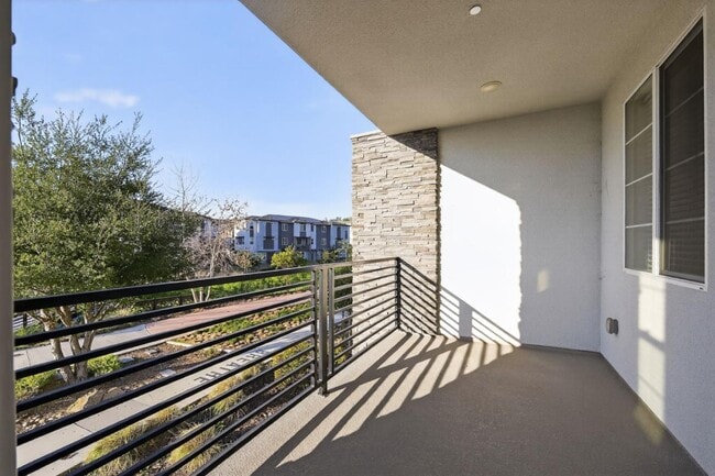 Foto del edificio - 392 Line St