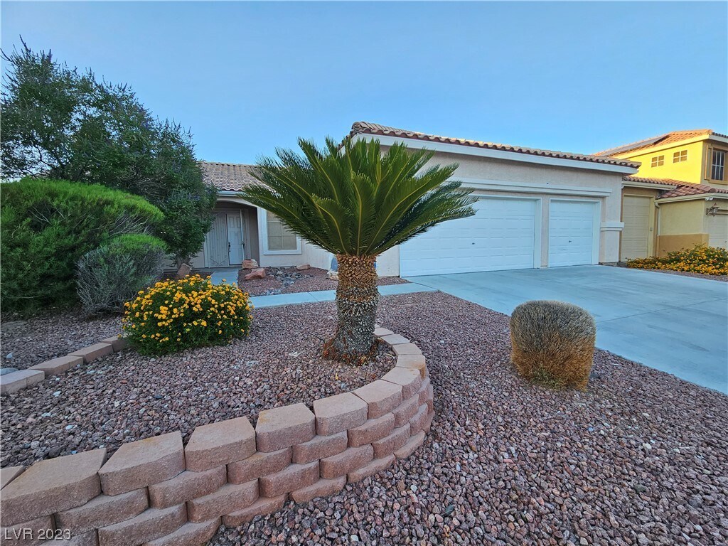 Primary Photo - 1300 Borderwood Ln