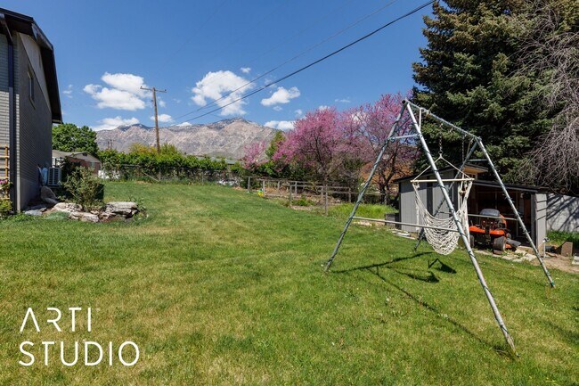 Foto del edificio - 983 Westwood Dr