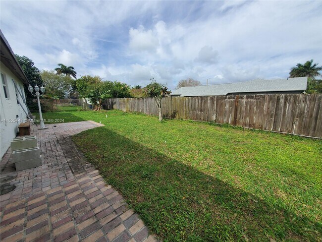 Foto del edificio - 13701 SW 283rd Terrace