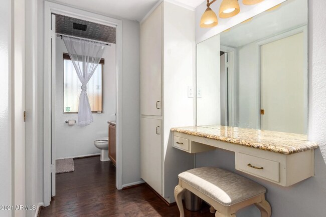 Foto del edificio - 10415 W Cameo Dr