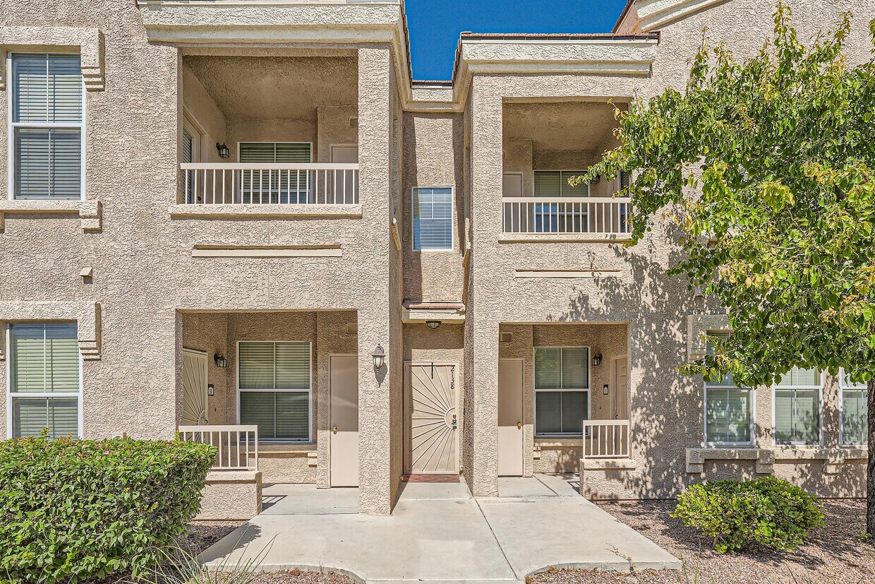 Primary Photo - 10550 W Alexander Rd