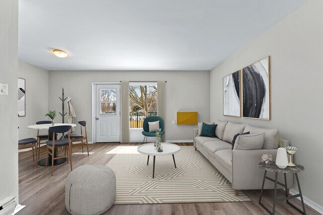 Building Photo - 290 Springbank Dr