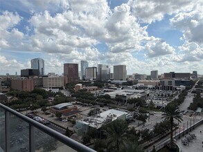 Building Photo - 1600 Post Oak Blvd