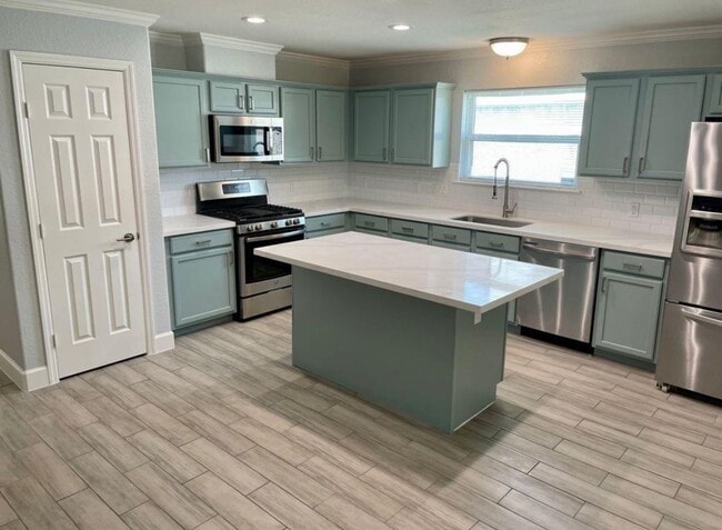 Building Photo - 3116 Creek Bank Ln