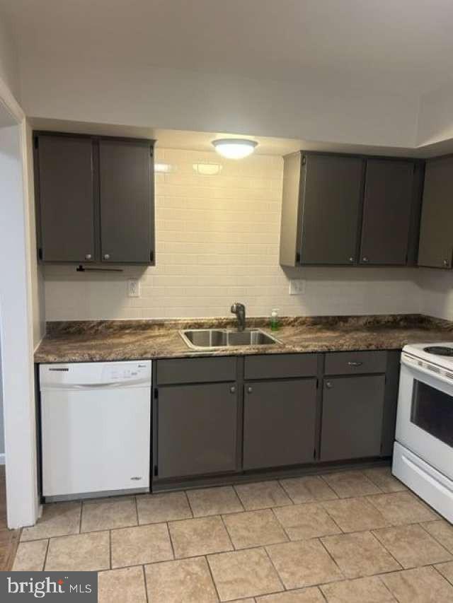 Building Photo - 147 Hopewell Ln