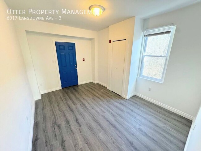 Foto del edificio - Lovely & Bright 2BR/1BA Near Shopping & Septa