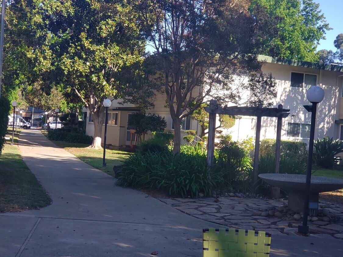 Primary Photo - 14225 Lora Dr