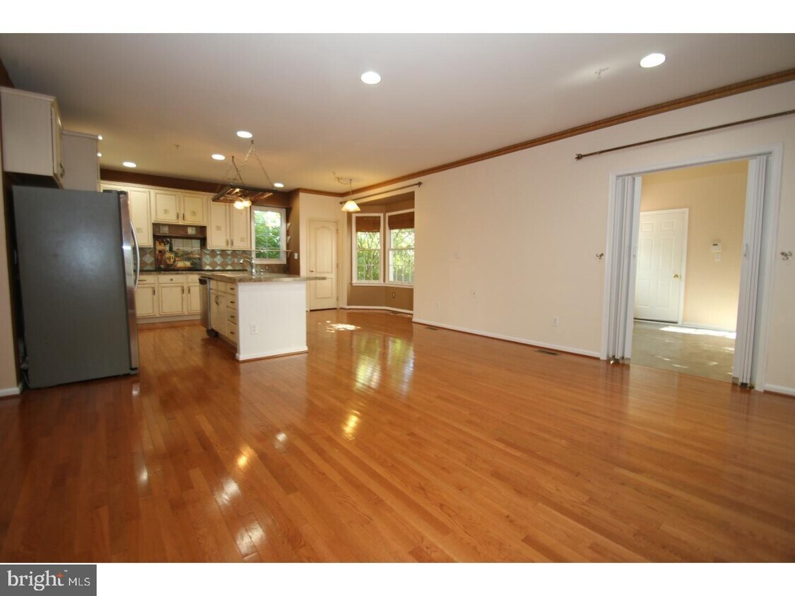 Primary Photo - 314 Nottingham Pl