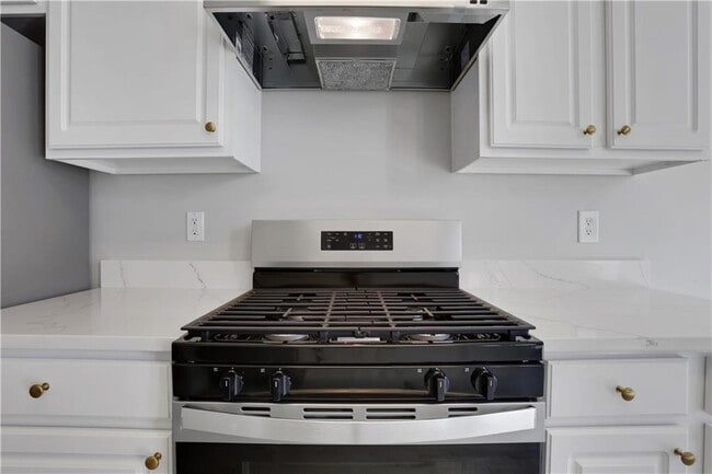 Building Photo - 617 Melilot Ln