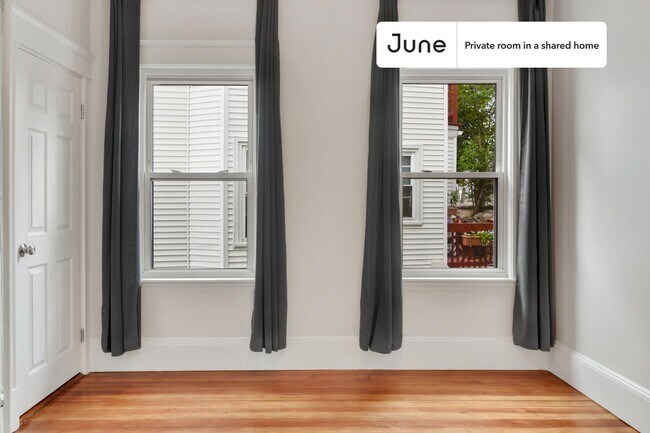 Building Photo - Room in Shared 4 bed/2 bath home in Allston