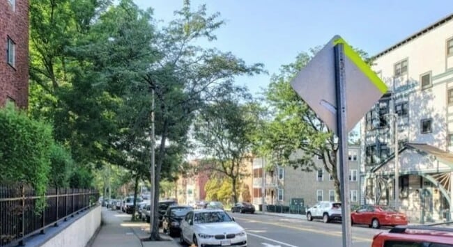 Building Photo - 525 Talbot Ave