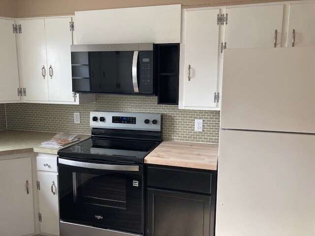 Foto del edificio - 3016 8th Ave