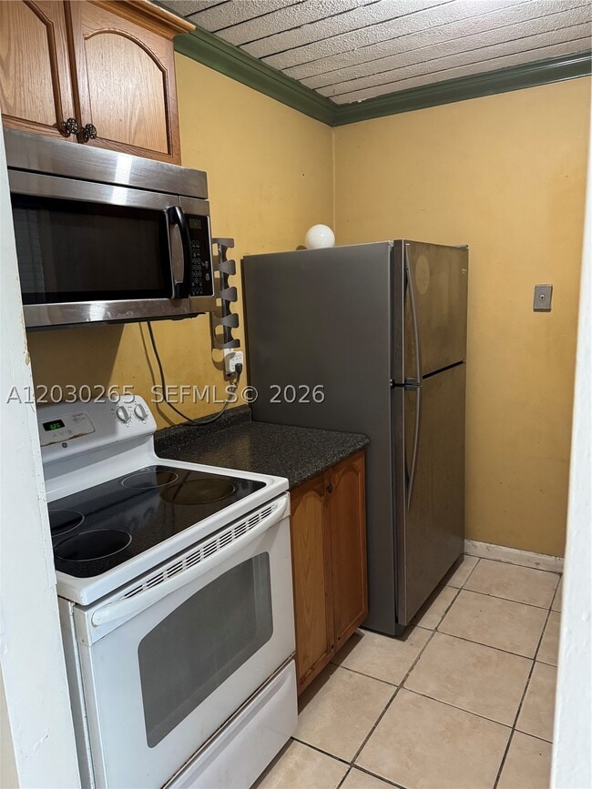Building Photo - 7105 W 13th Ave