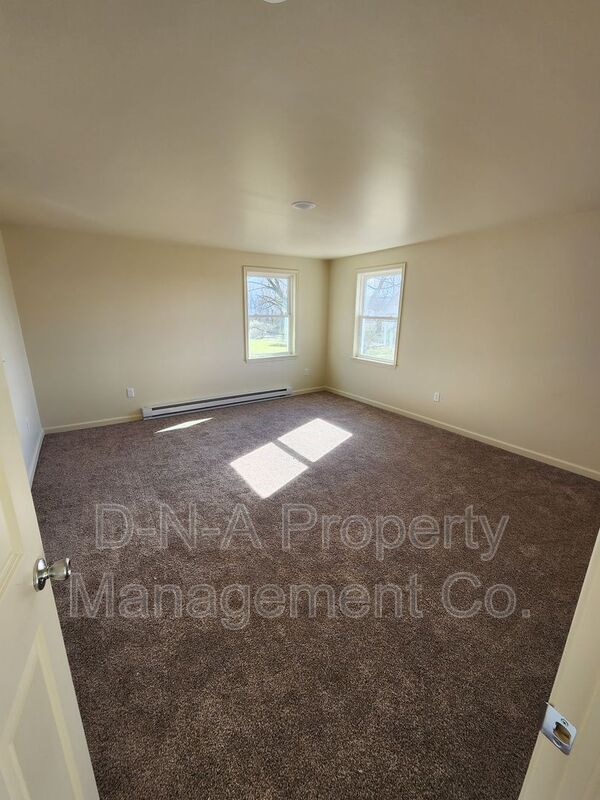 Building Photo - 334 Copper Ln
