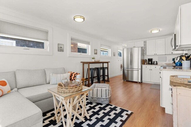 Foto del edificio - 1611 NH-1A