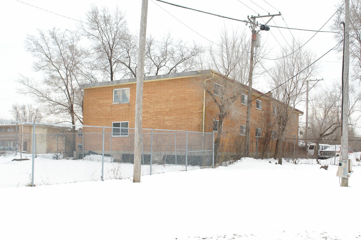 Building Photo - 3038 Ruth St