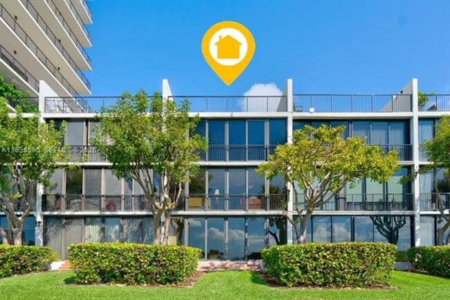 Photo - 1000 Venetian Way Apartment