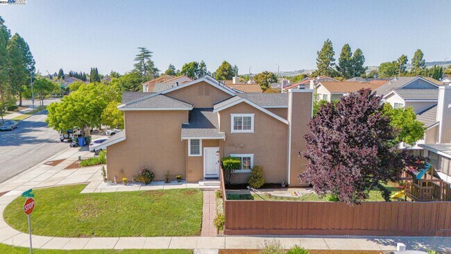 Foto del edificio - 34324 Siward Dr