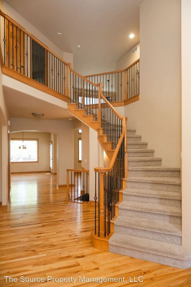 Building Photo - 5 br, 3.5 bath House - 3414 Muskrat Creek Dr