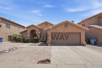 Building Photo - 4622 E Summerhaven Dr