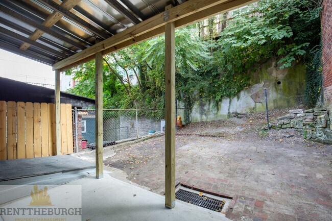 Foto del edificio - 3 Bedroom 1.5 bath House Now Available!