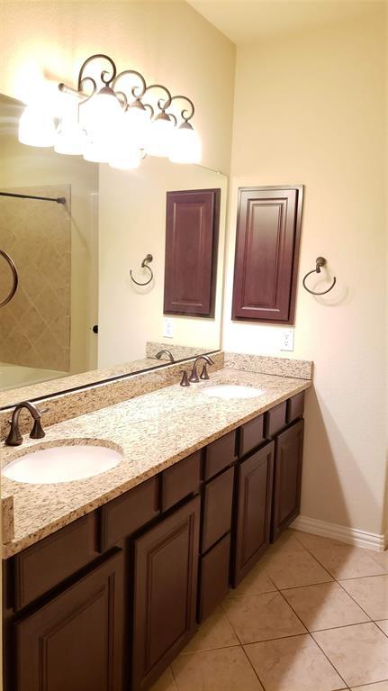 Building Photo - 2260 Salado Dr