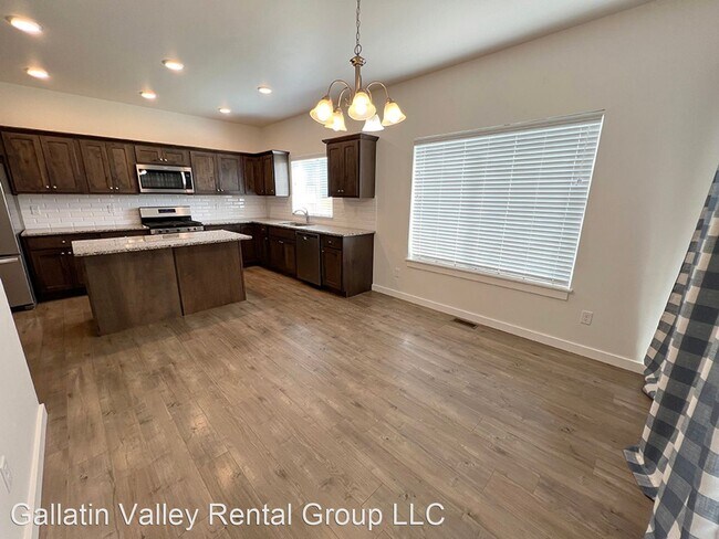 Building Photo - 3 br, 2.5 bath House - 1303 Ingomar