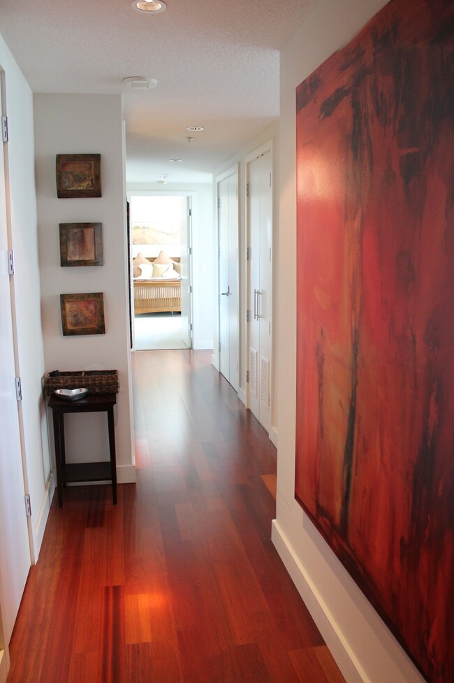 Foto del edificio - 1199 Pacific Hwy