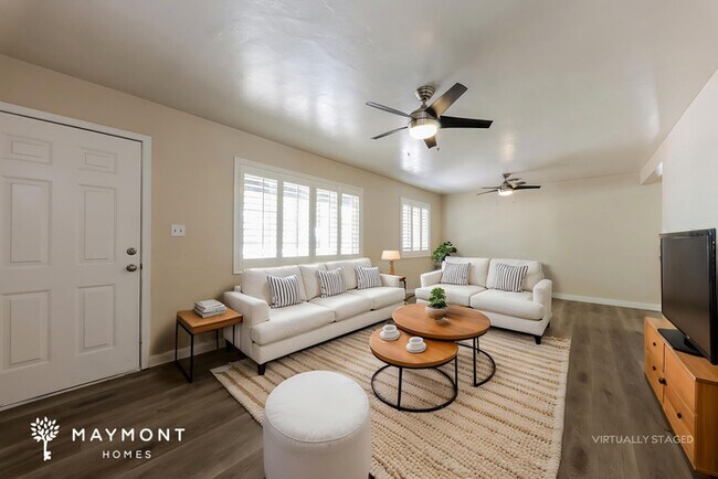 Foto del edificio - 2311 W Whitton Ave