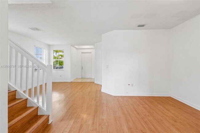 Foto del edificio - 8188 NW 108th Pl
