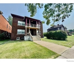 Building Photo - 226 Kenilworth St