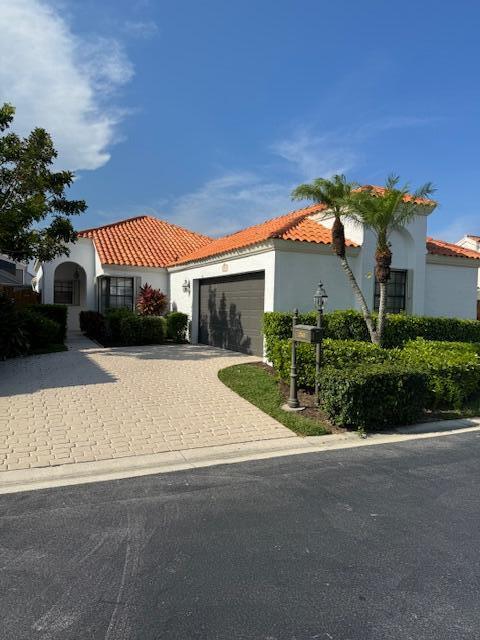 Primary Photo - 2543 La Cristal Cir