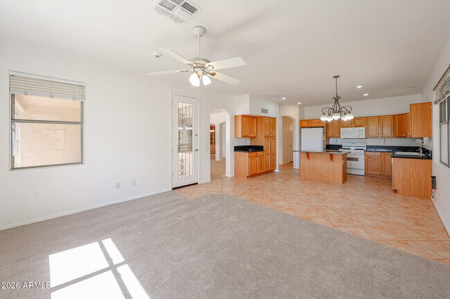 Building Photo - 17859 W Club Vista Dr
