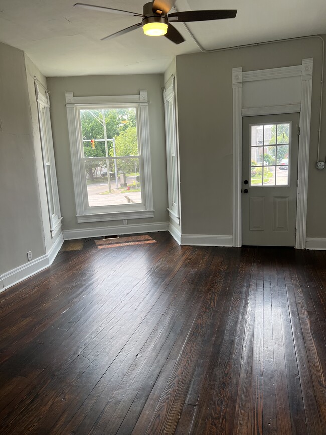 Building Photo - 1726 M St