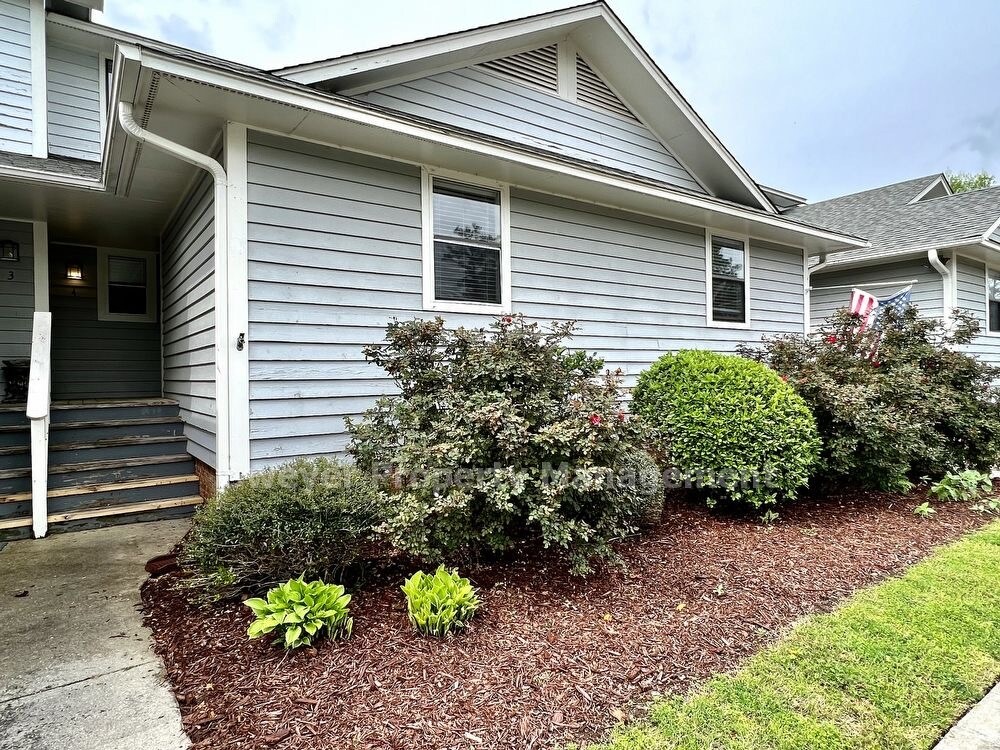 10163 Creekside Dr SE, Leland, NC 28451 Townhome Rentals in Leland NC