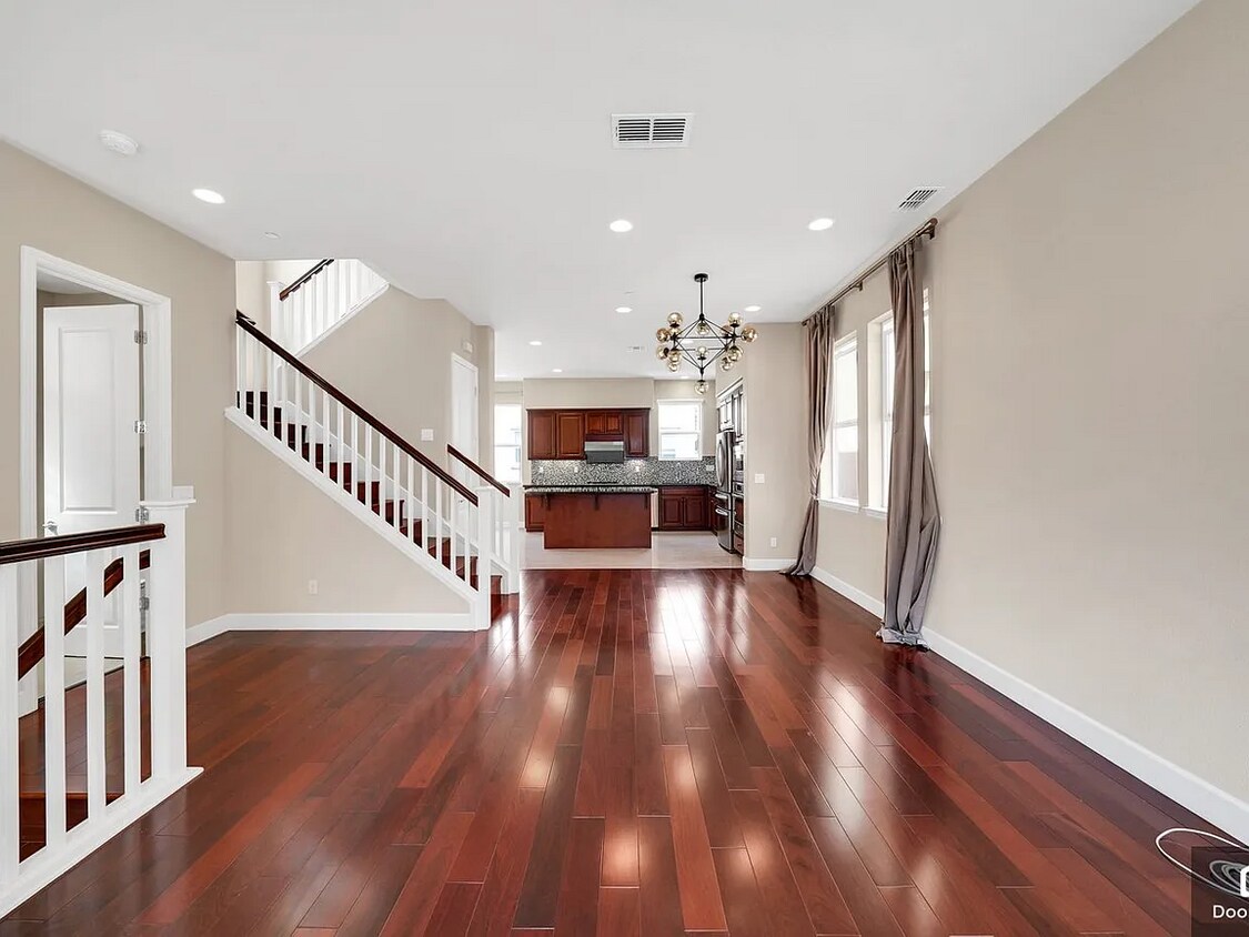 Primary Photo - 75 Paterson Pl