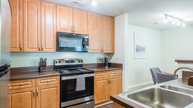 Foto del edificio - 8110 Providence Ct Ln
