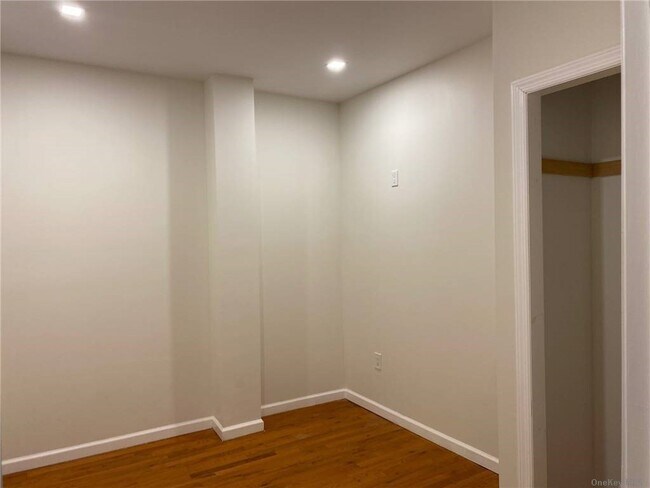 Foto del edificio - 93-12 95th St