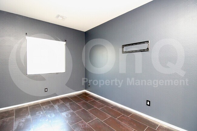 Foto del edificio - 3208 N Pleasant View Ln