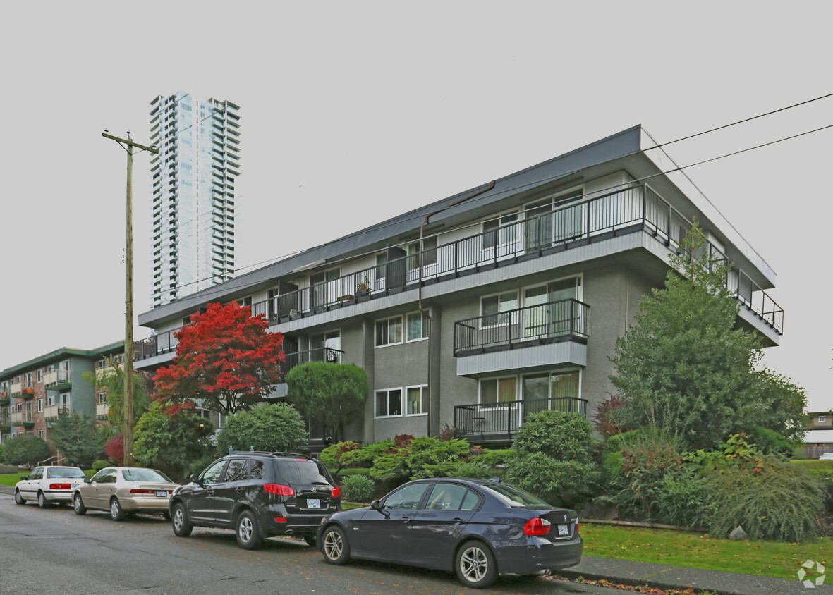 Primary Photo - Camelot Place