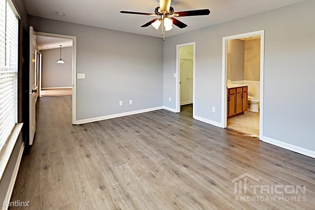 Building Photo - 206 Water Ridge Ave