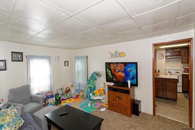 Building Photo - 59 Corliss Ave