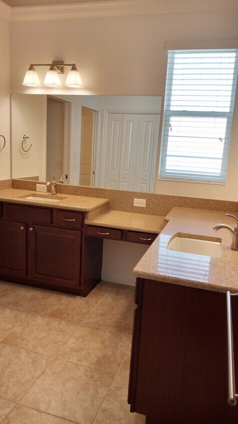 Building Photo - 845 Yemassee Loop