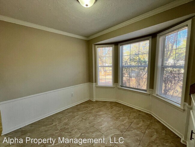 Building Photo - 4 br, 3.5 bath House - 39 Wintergreen