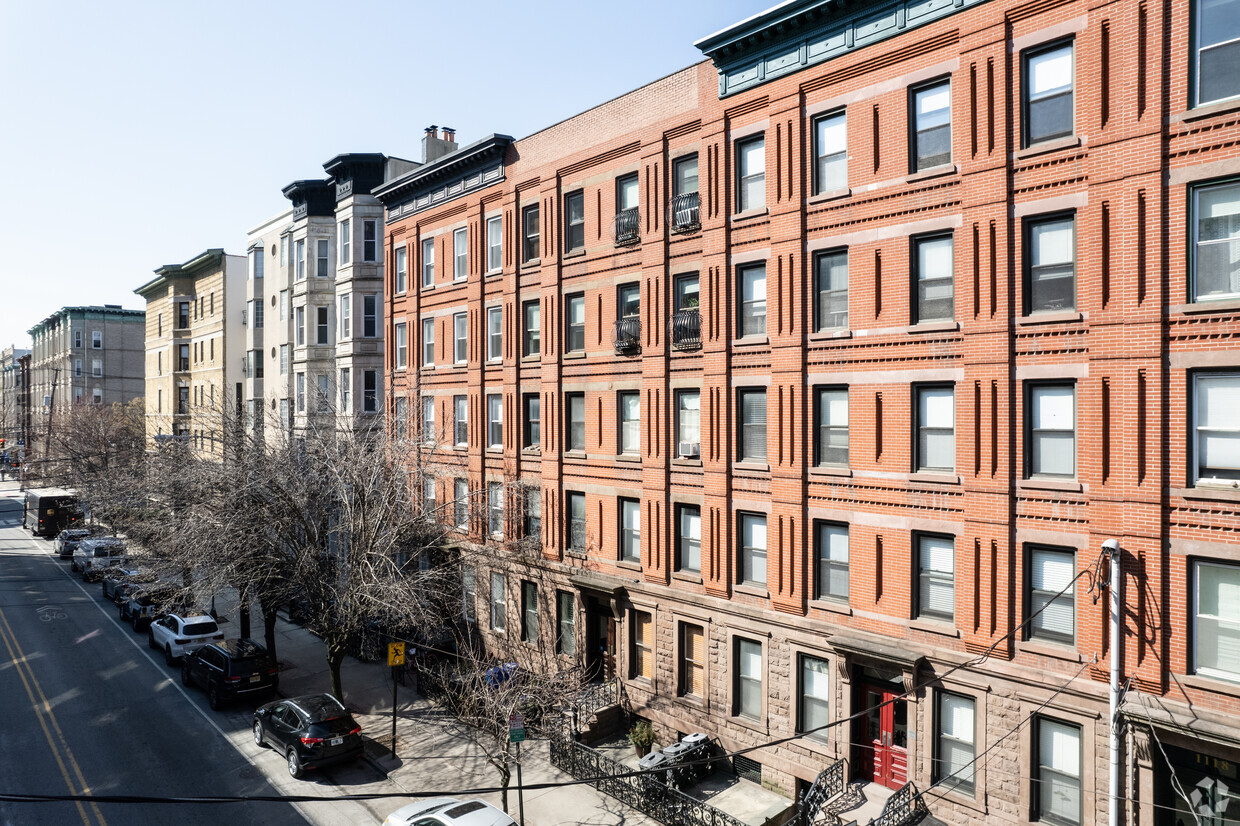 1114 Hudson St, Hoboken, NJ 07030 - Apartments in Hoboken, NJ ...