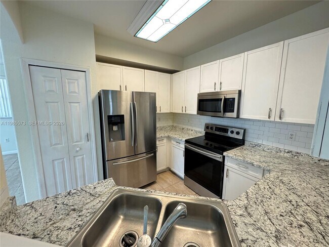 Foto del edificio - 24304 SW 109th Ave